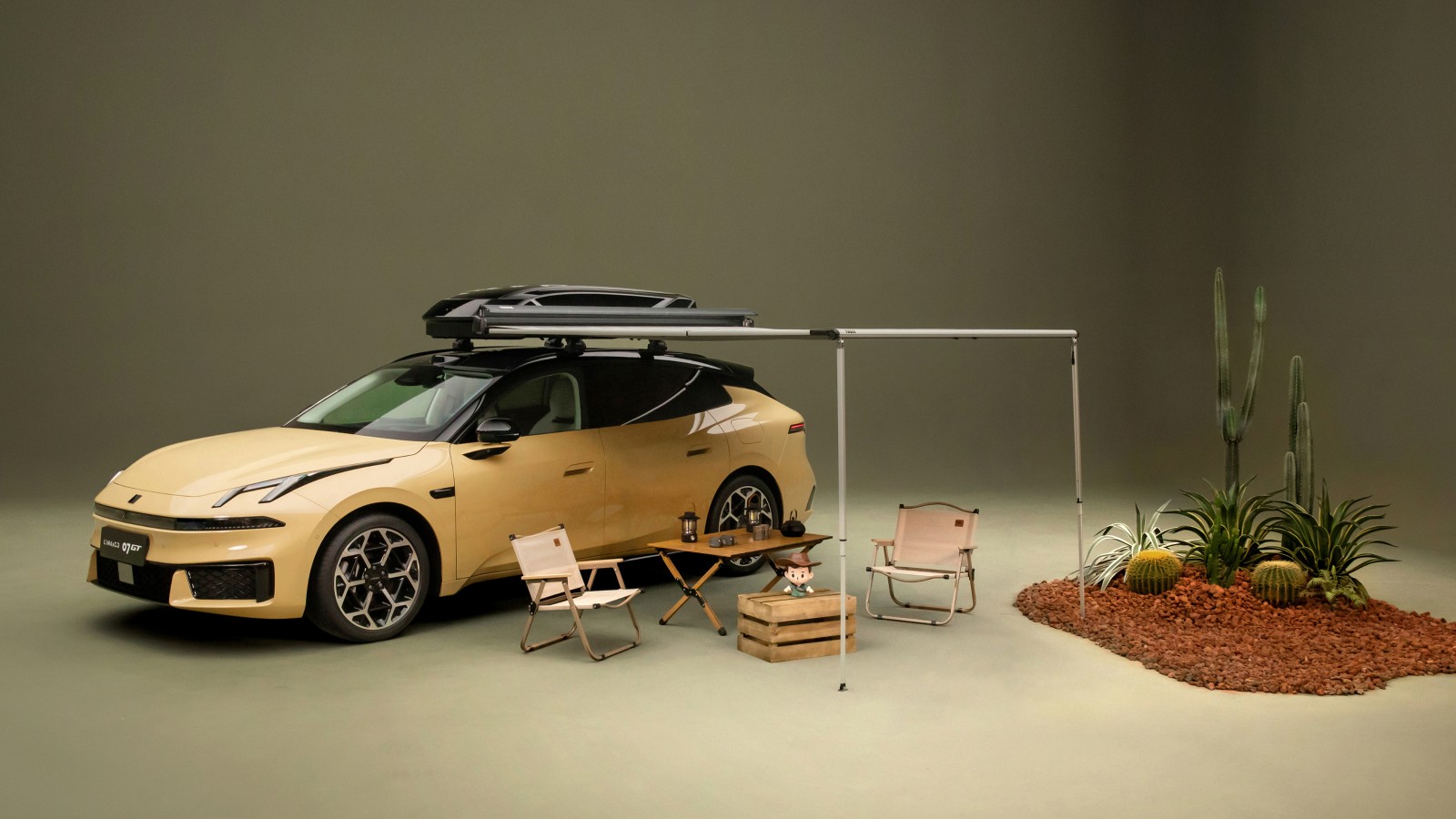 Lynk & Co Goes Long-Roof With a Chatty Dashboard Sidekick in Its First Wagon